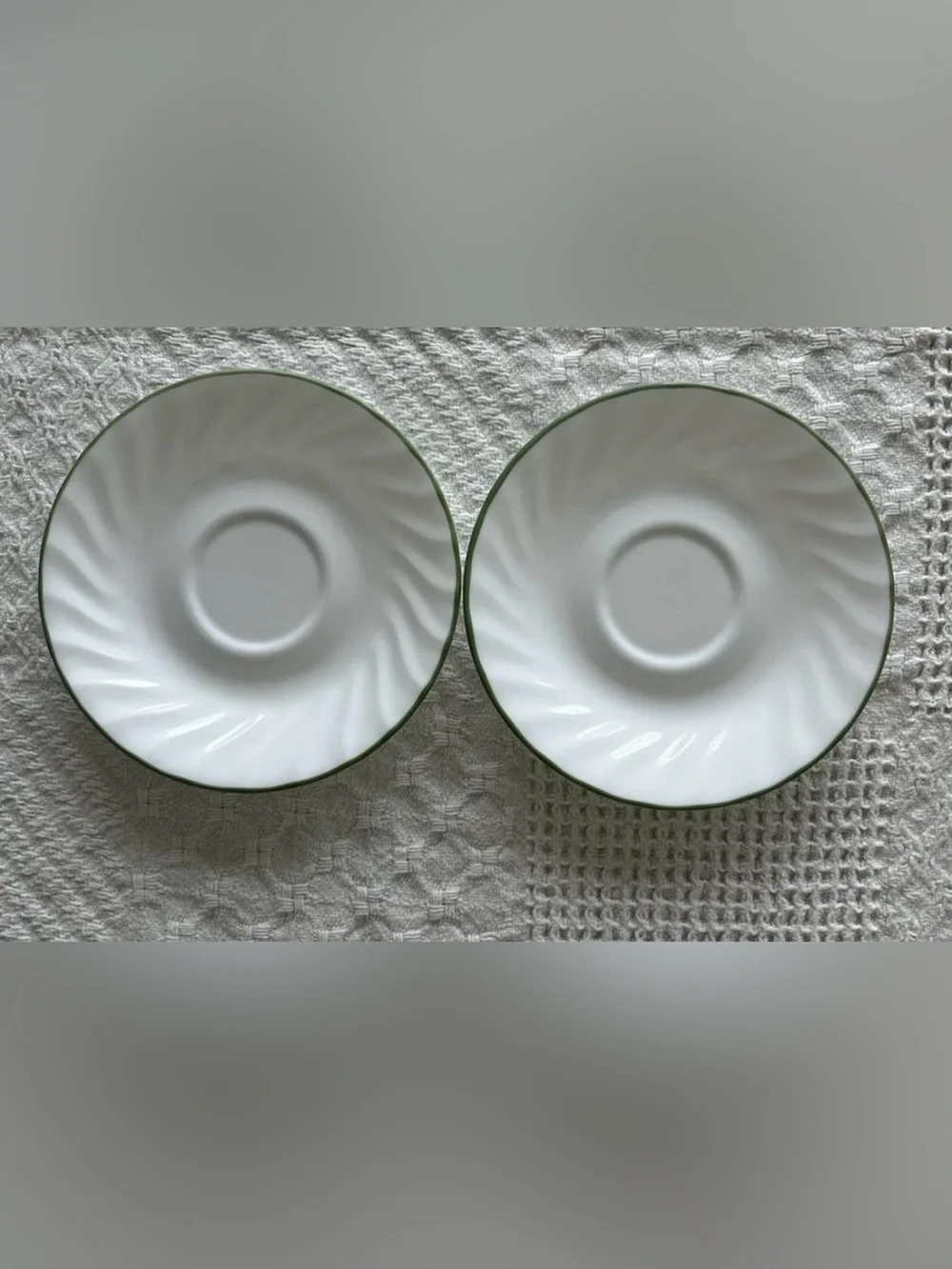 Corelle Shadow Iris Dinnerware Set - Picture 7 of 8